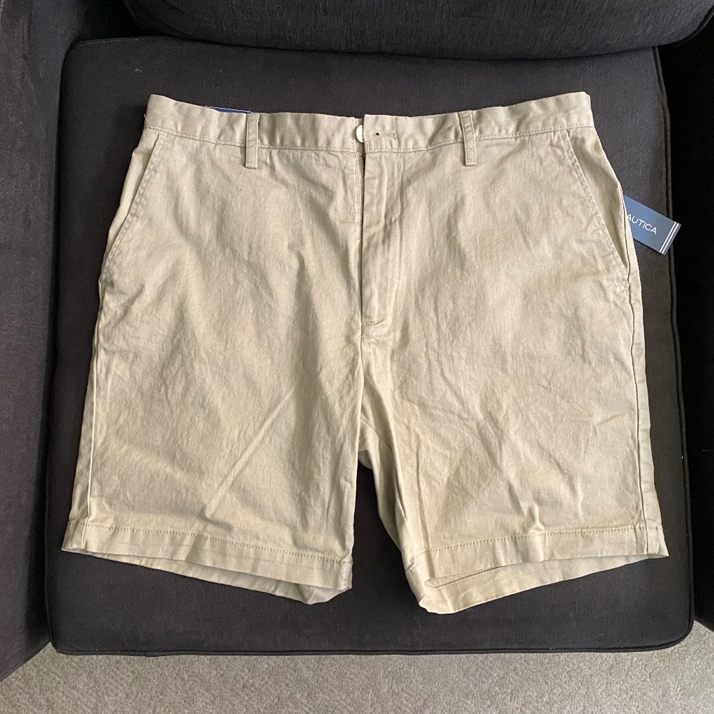 Nautica 36" Classic Fit Khakis Shorts